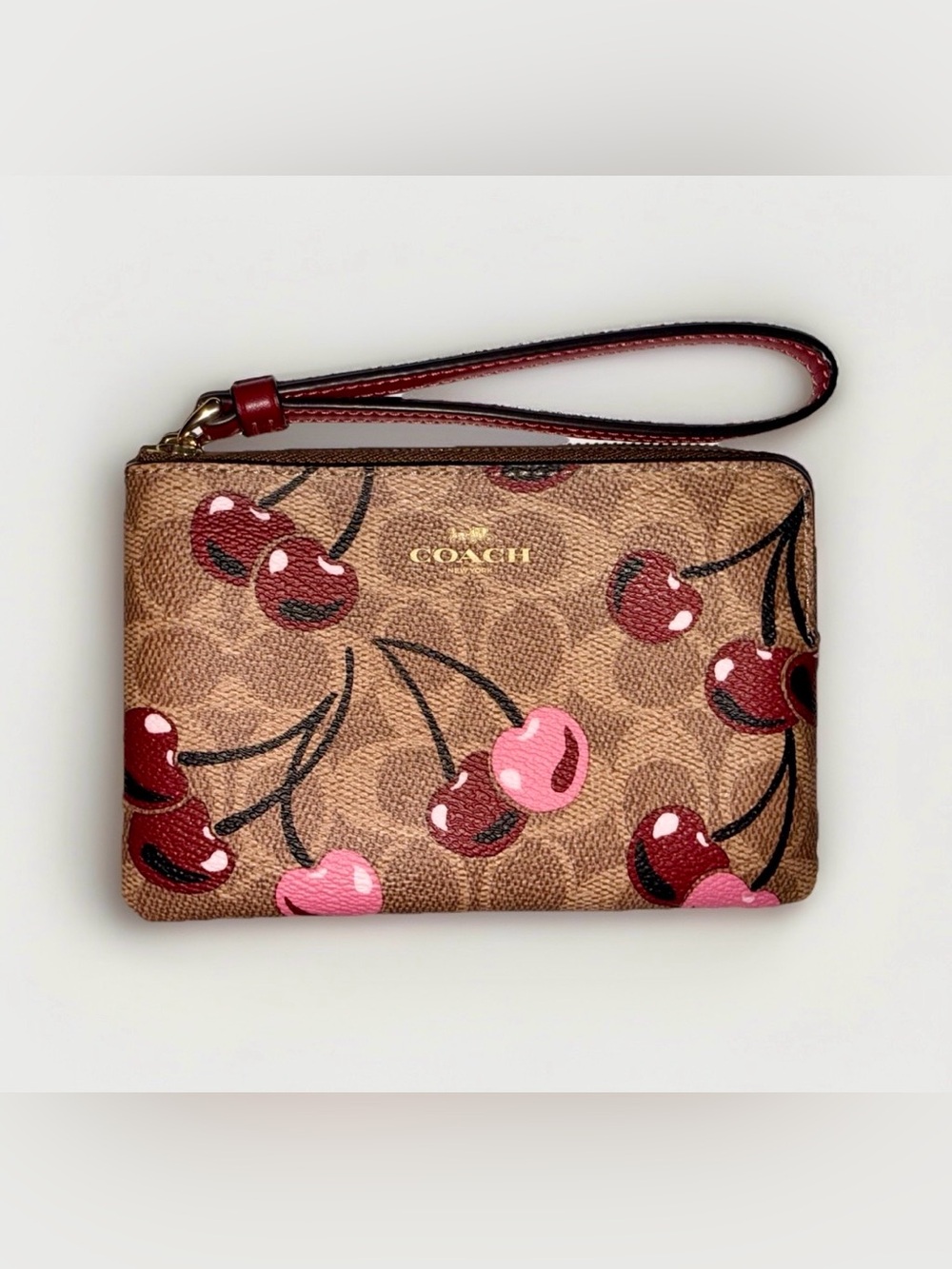 LIKE NEW! Coach Signature 🍒 Cherry Print Wristlet Purses Bag Designer Wallet